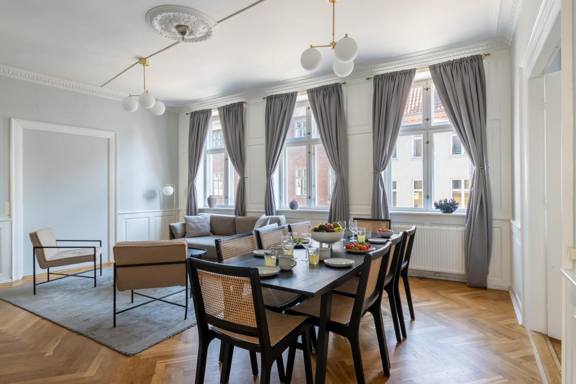 Large Apartment With Canal View In Central Cph City Copenhague Exterior foto